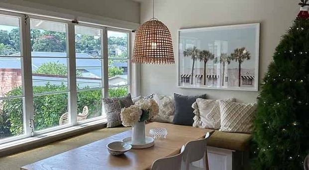 Indoor to outdoor oasis - Photo 1