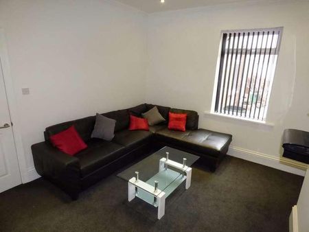 Queens Road, DN1 - Photo 2