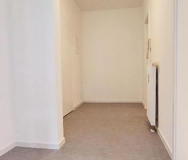 1 - Zimmer Wohnung nähe City mit Balkon - Photo 1