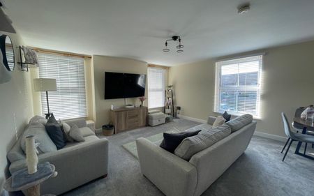 Manor Farmhouse, Lower Bullingham - Photo 4