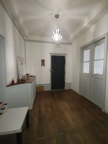 Location Appartement 2 pièces 52m² LIGNY EN BARROIS 55500 - Photo 4