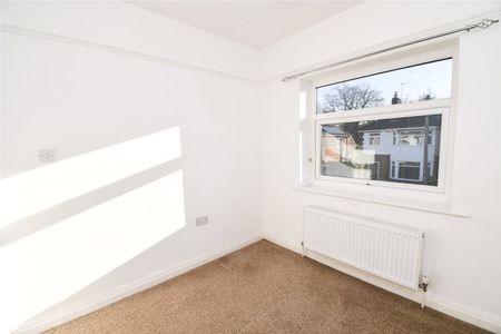 Pembroke Drive, CH65 6TB, Ellesmere Port - Photo 5