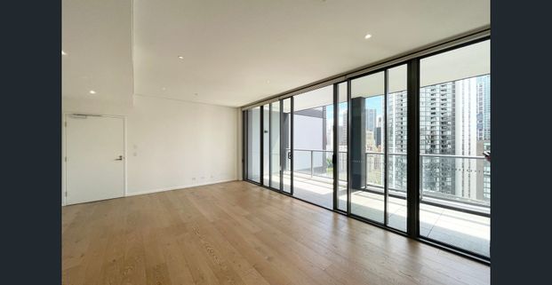 CONTEMPORARY 2 BEDROOM APARTMENT LUXURY LIVING - Photo 1