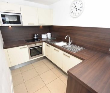 1 bedroom flat to rent - Photo 4
