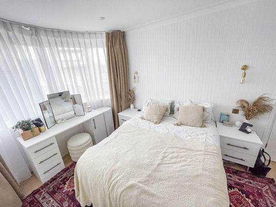 4 bedroom semi-detached house to rent - Photo 1