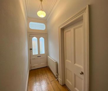 4 bedroom semi-detached house to rent - Photo 1