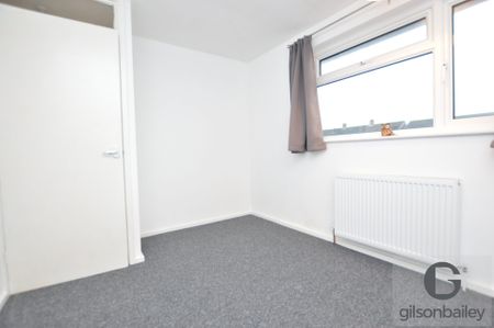 Beech Close, Wymondham, Norfolk - Photo 2