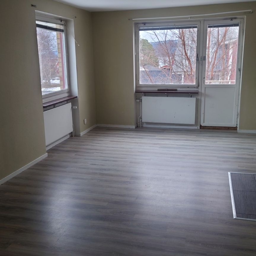 Folketshus-gatan, Bräcke - Foto 1