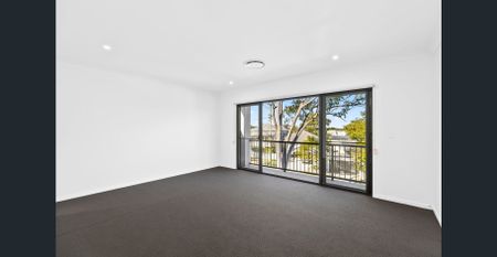 Sophisticated Family Living with Panoramic Brisbane CBD Views - Photo 2