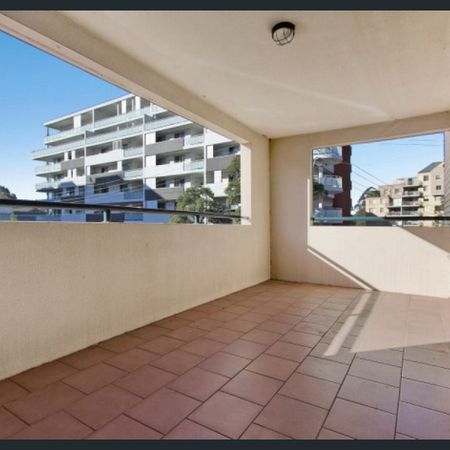 Available 22nd October -Convenient Location 2 Bedroom Apartment - Photo 3