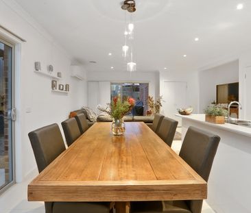 STYLISH AND SMART LIVING - Photo 5