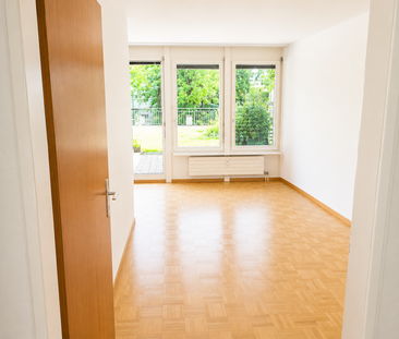 Renovierte 3.5-Zimmer-Wohnung in Basel mit Privatgarten - Photo 2