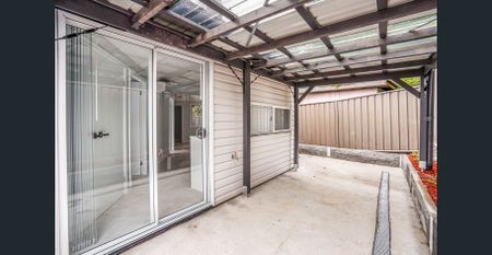 Comfortable and Contemporary Living - Photo 4