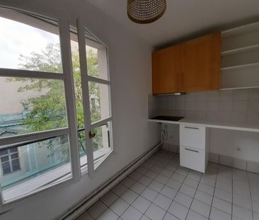 Paris IV rue des Guillemites - 2 Pièces avec PARKING en sus 129 - Photo 4