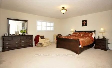 Detached Home For Lease | W9237504 - Photo 5