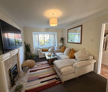 4 bedroom property to rent - Photo 1