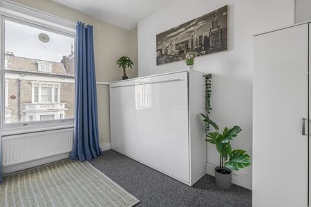 Castletown Road, West Kensington, London, W14 - Photo 4