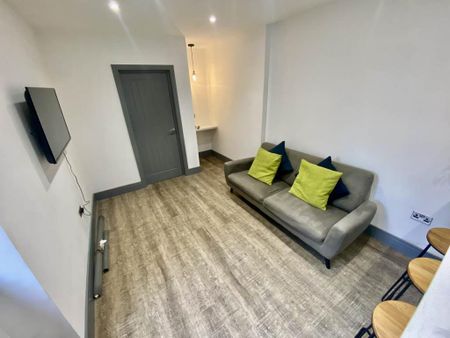 2 bedroom flat to rent - Photo 5