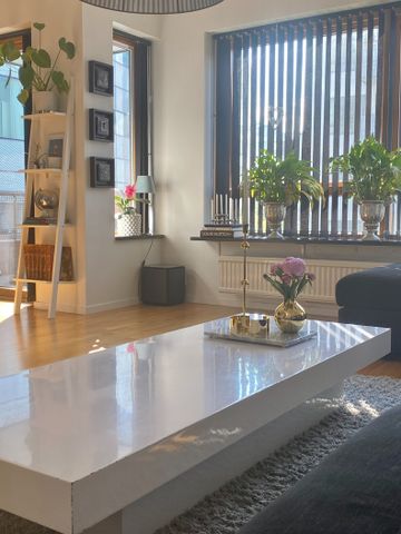 Fullt utrustad lägenhet i på väldigt attraktiv adress (Hammarby Sjöstad) precis utanför tullarna. - Photo 3