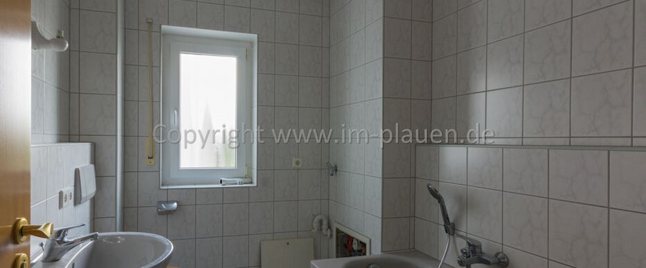 3 Zimmerwohnung zur Miete im Stadtteil Neundorf von Plauen - moderne EBK - Pkw Stellplatz - Foto 1