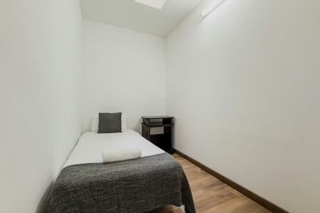 Carrer del Pintor Fortuny, Barcelona, Catalonia 08001 - Photo 4