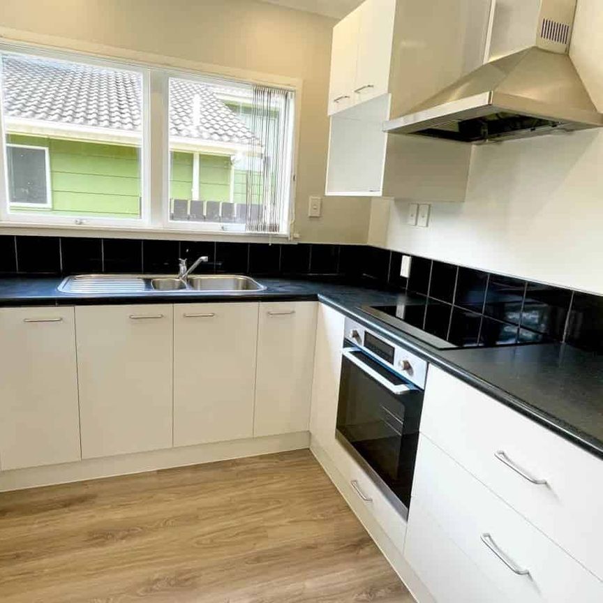 Your Perfect Family Home Awaits in Lynfield! - Photo 1