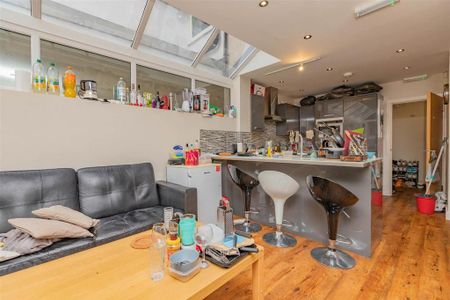 7 bedroom house to rent - Photo 2