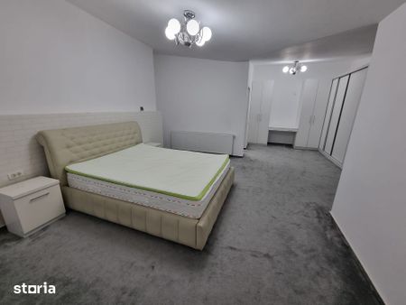 Proprietar inchiriez casa cu etaj langa Veranda Mall/Obor - Fotografie 2