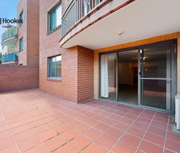 Spacious 2-Bedroom Unit in Prime Location - Photo 6