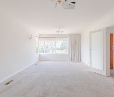 73 Rivett Street, Hackett - Photo 2