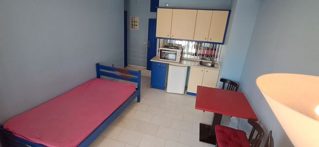 Studio/Γκαρσονιέρα για ενοικίαση Άσπρα Χώματα (Νίκαια) - Photo 1