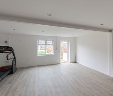 Ridgeway Gardens, Ilford, IG4 - Photo 1