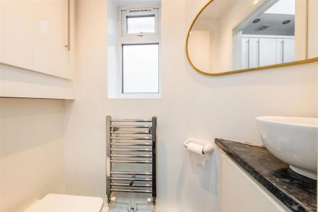 2 bedroom end of terrace house to rent - Photo 2