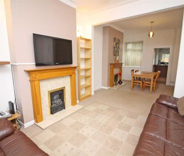 3 Bedroom House - Mid Terrace - Photo 5