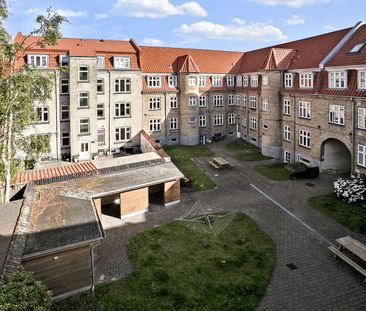 Stor 4 Værelses lejlighed i Vejgaard - Photo 2