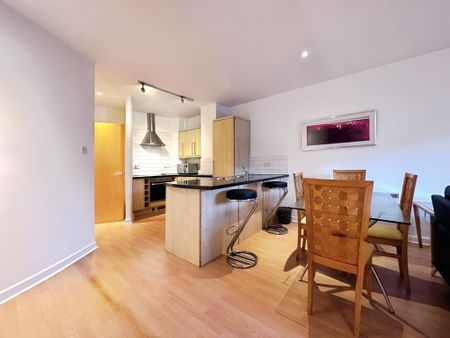2 bedroom flat to rent - Photo 3