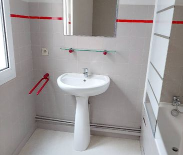 Location appartement 2 pièces 47.25 m² à Mâcon (71000) CENTRE VILLE - Photo 2