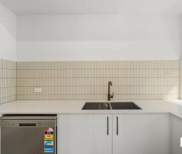 Brand New Four Bedroom Home Minutes from CBD - Photo 3