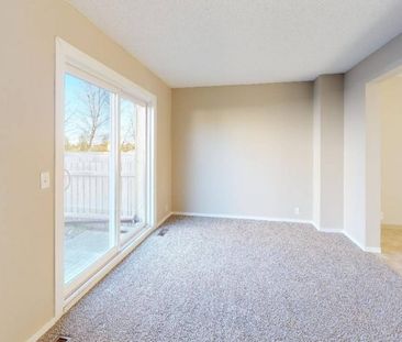 Primrose Place Townhome Rentals - Photo 4