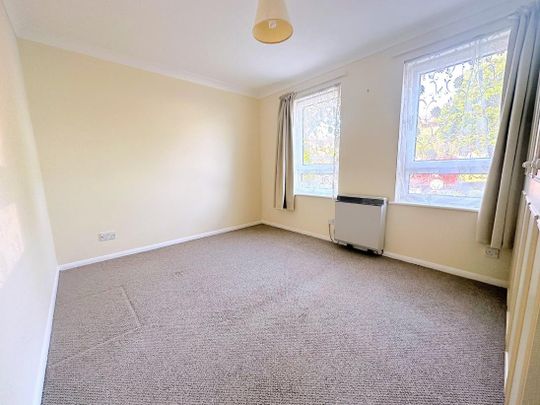 Collington Lane East, Bexhill-On-Sea, East Sussex - Photo 1