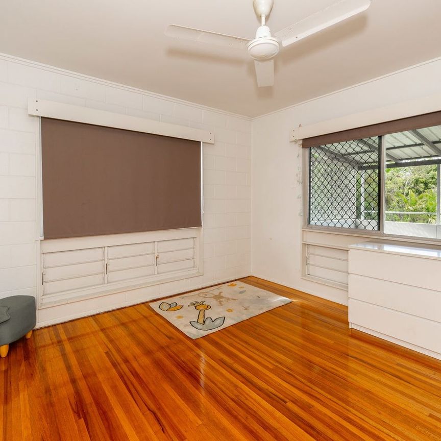 NEAT AND TIDY TWO BEDROOM HOME IN KIRWAN! - Photo 1