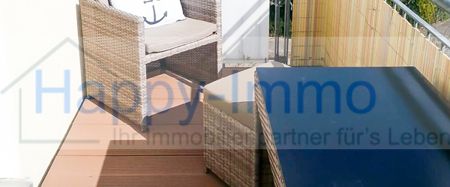 2 Zimmer-DG-Wohnung / ab 1.6. / EKB / Ost-Balkon in Höhenkirchen - Photo 1