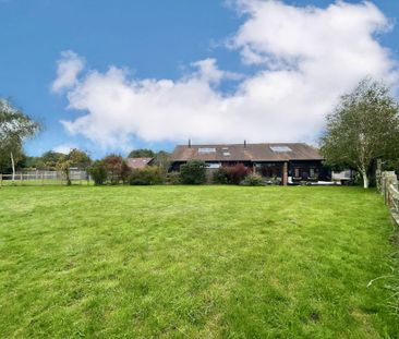 3 bedroom barn conversion to rent - Photo 3