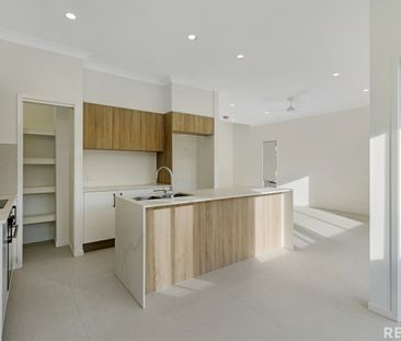 13/231 Government Road, Labrador QLD 4215 - House For Rent | Domain - Photo 5