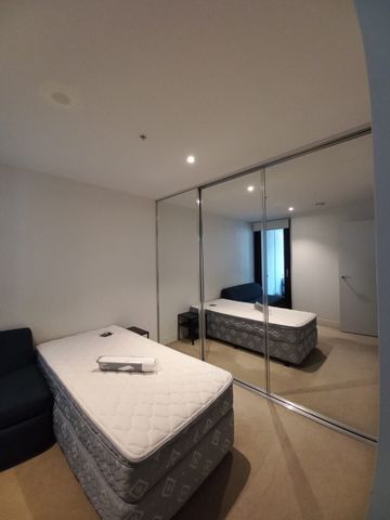 Melbourne CBD - Photo 2