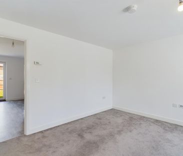 3 bedroom detached house to rent - Photo 2