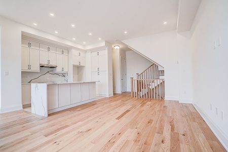 For Lease - 3295 Taha Gardens N/A, Oakville, Ontario - Photo 3