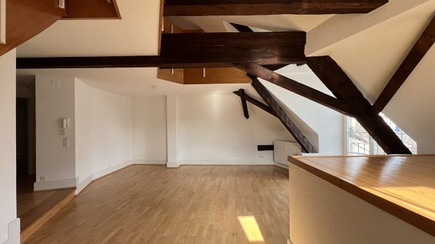 Originelle Dach-Maisonettewohnung im Zentrum der Stadt - Photo 1