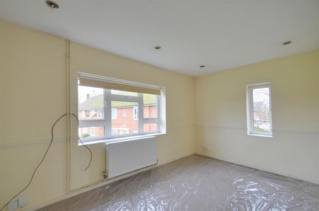 Long Drive, Ruislip, HA4 - Photo 4