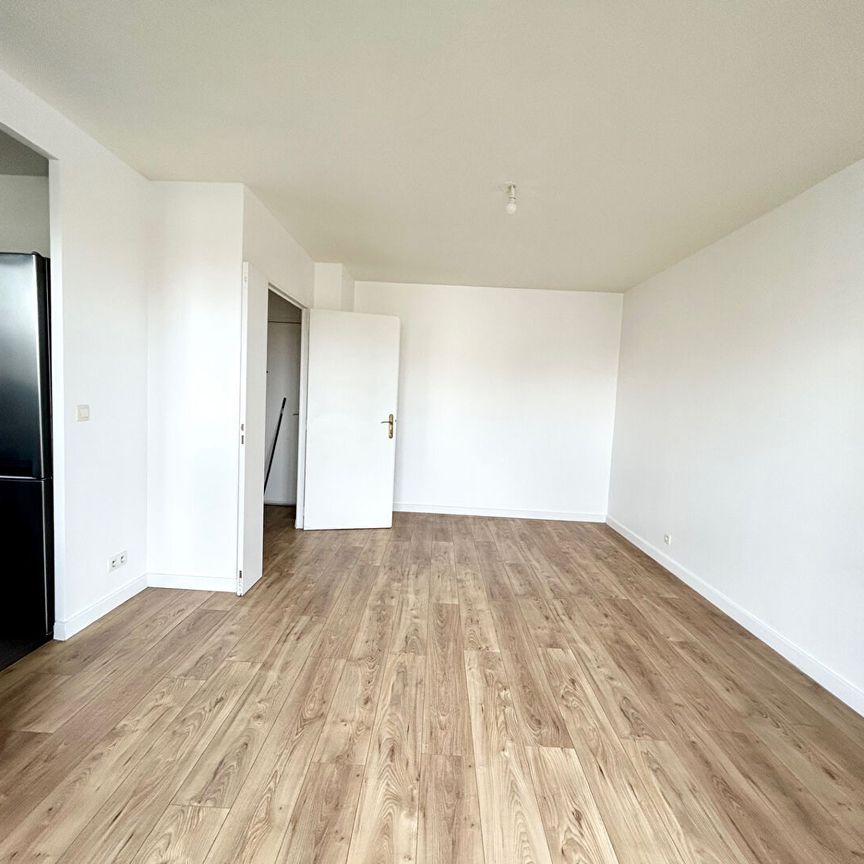 Apartment - Photo 1